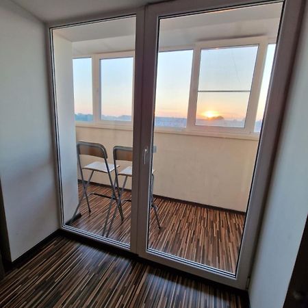 Apartment On Republic Square Ustʼ-Kamenogorsk Zewnętrze zdjęcie